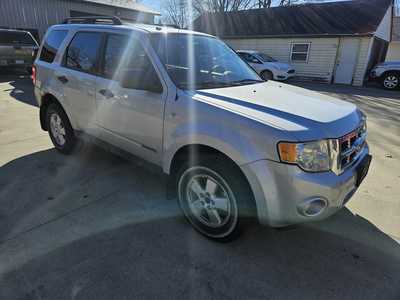 2008 Ford Escape, $2999. Photo 2