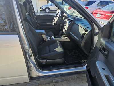2008 Ford Escape, $2999. Photo 5