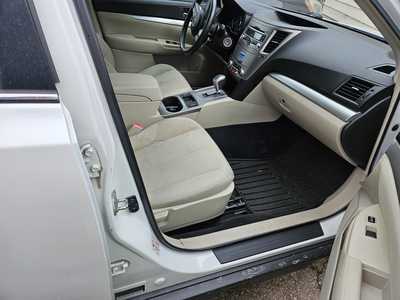 2011 Subaru Outback, $4999. Photo 5