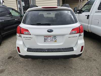 2011 Subaru Outback, $4999. Photo 7