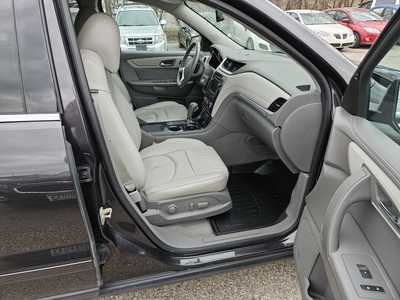 2015 Chevrolet Traverse, $4999. Photo 7