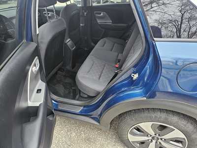 2019 Kia Niro Hybrid, $8999. Photo 4