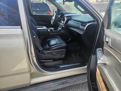 2015 Chevrolet Tahoe, $15999. Photo 5