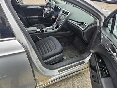 2014 Ford Fusion, $6999. Photo 5