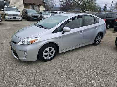 2015 Toyota Prius, $12999. Photo 1