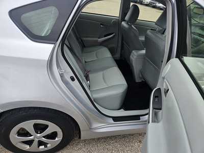 2015 Toyota Prius, $12999. Photo 7