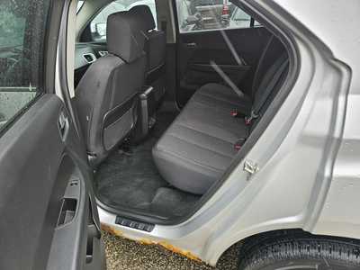 2013 Chevrolet Equinox, $3999. Photo 4