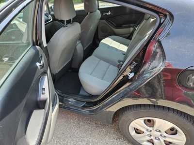 2014 Kia Forte, $7999. Photo 4