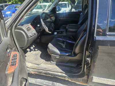 2007 Chevrolet 1500 Crew Cab, $7999. Photo 3