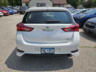 2017 Toyota Corolla, $9999. Photo 8