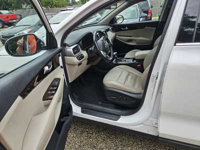 2020 Kia Sorento, $16999. Photo 3