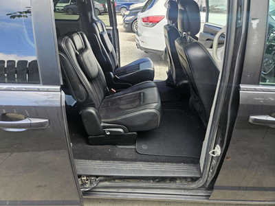 2018 Dodge Caravan, Grand, $4999. Photo 5