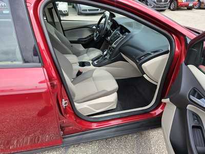 2014 Ford Focus, $3999. Photo 3