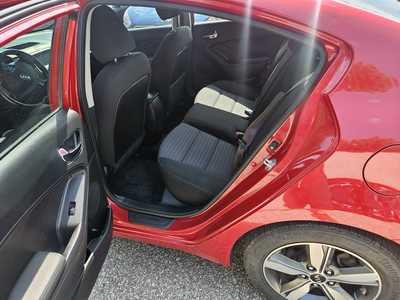 2018 Kia Forte, $7999. Photo 3