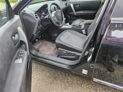 2011 Nissan Rogue, $6999. Photo 3
