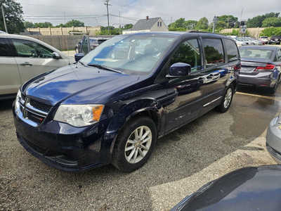2014 Dodge Caravan, Grand, $6999. Photo 4