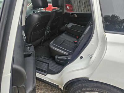2014 Nissan Pathfinder, $8999. Photo 1