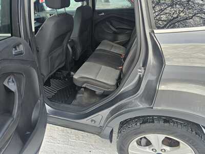 2014 Ford Escape, $5999. Photo 5