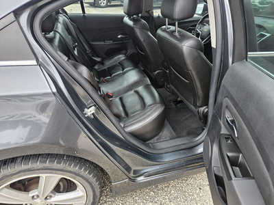 2013 Chevrolet Cruze, $5999. Photo 5