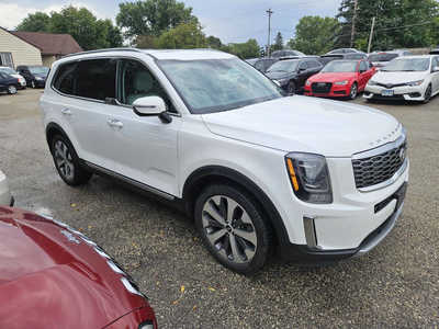 2020 Kia Telluride, $14999. Photo 2
