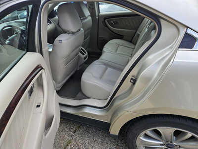 2011 Ford Taurus, $4999. Photo 2