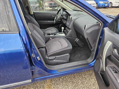 2011 Nissan Rogue, $2999. Photo 2