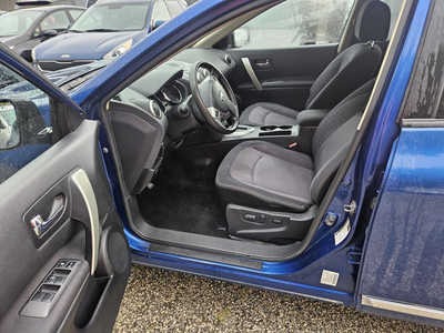 2011 Nissan Rogue, $2999. Photo 5