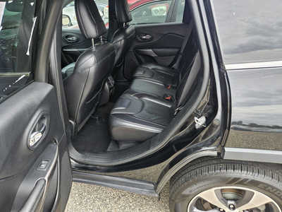 2019 Jeep Cherokee, $12999. Photo 1