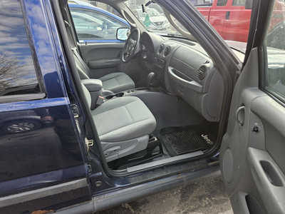 2007 Jeep Liberty, $2999. Photo 2