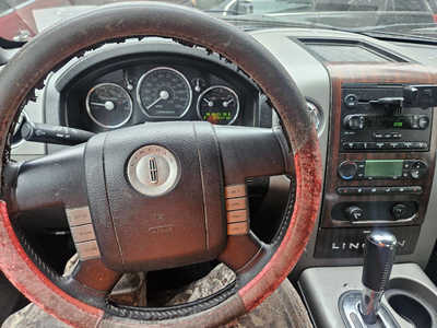 2006 Lincoln Mark LT, $3999. Photo 6