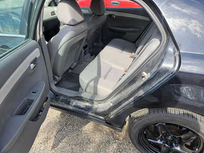 2011 Chevrolet Malibu, $2999. Photo 1