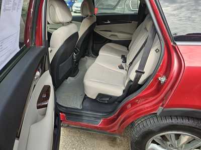 2016 Kia Sorento, $9999. Photo 2