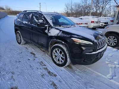 2015 Jeep Cherokee, $6999. Photo 4
