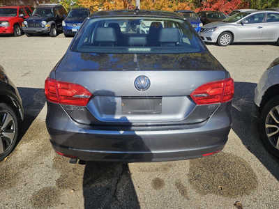 2014 Volkswagen Jetta, $5999. Photo 5