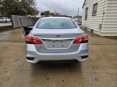 2018 Nissan Sentra, $4999. Photo 5