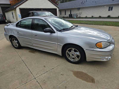 2004 Pontiac Grand Am, $2999. Photo 2