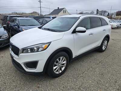 2016 Kia Sorento, $3999. Photo 2