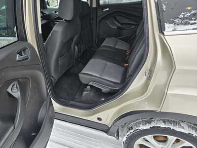 2017 Ford Escape, $7999. Photo 5