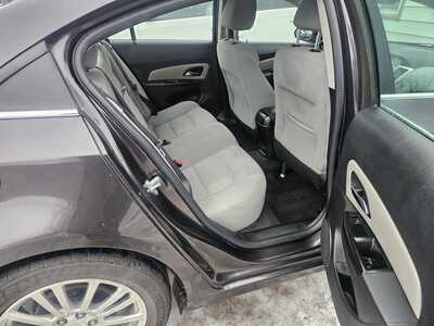2014 Chevrolet Cruze, $4999. Photo 5