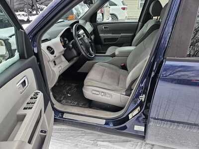 2013 Honda Pilot, $9999. Photo 3