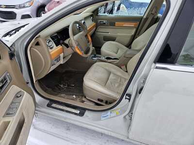 2007 Lincoln MKZ, $4999. Photo 2