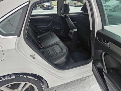 2015 Volkswagen Passat, $6999. Photo 3