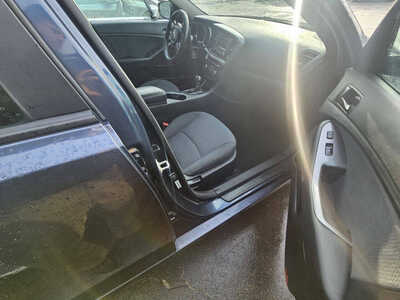 2015 Kia Optima, $6999. Photo 4