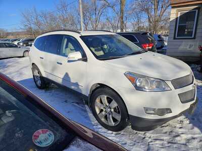 2012 Chevrolet Traverse, $3999. Photo 2