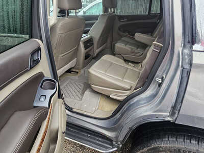 2018 Chevrolet Tahoe, $18999. Photo 3