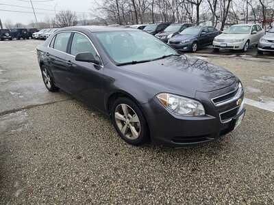 2011 Chevrolet Malibu, $1999. Photo 1