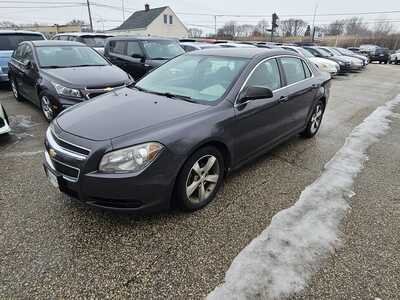 2011 Chevrolet Malibu, $1999. Photo 5