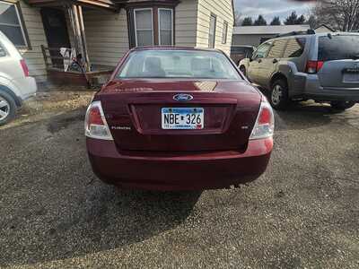 2007 Ford Fusion, $2999. Photo 5