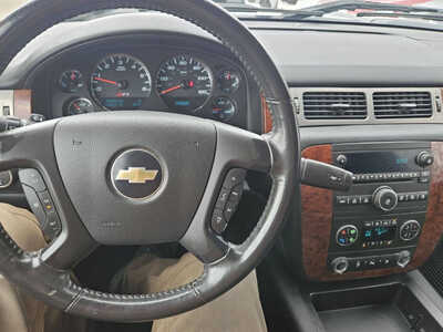 2011 Chevrolet 1500 Crew Cab, $6999. Photo 5
