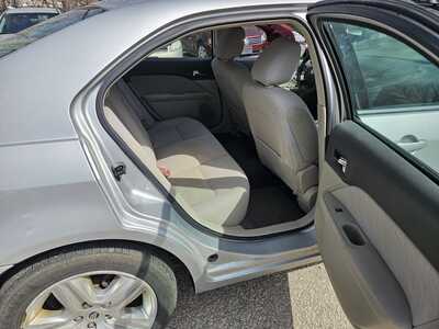 2010 Mercury Milan, $2999. Photo 6